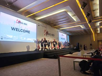 9c361737861ec81218c4092feff8df8